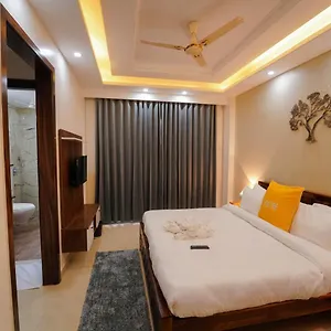 Apartment Lime Tree Two Bhk Service Golf Course Road, Gurgaon