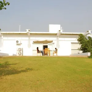 Country house Aravli Vista, Gurgaon