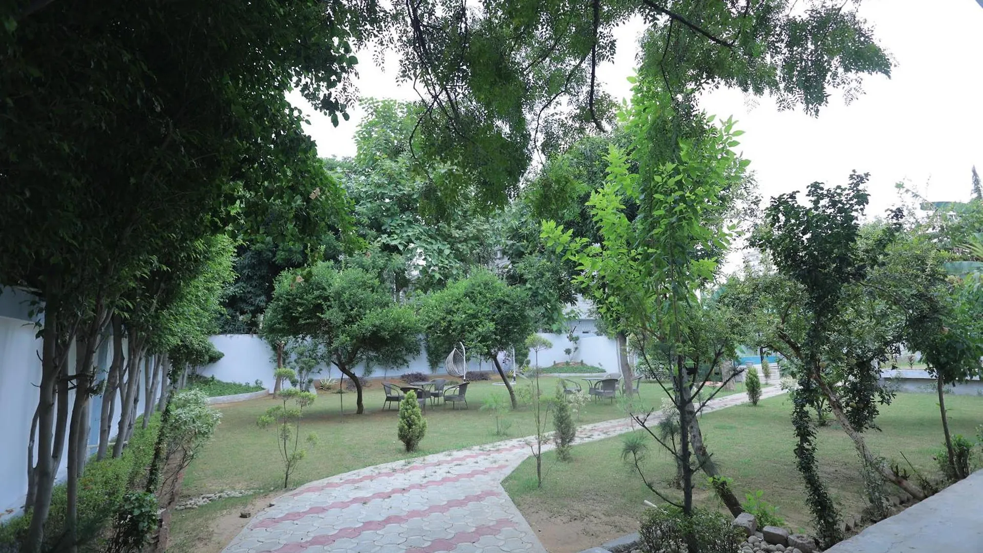 The Leela'S Paradise Villa Gurgaon Farm stay